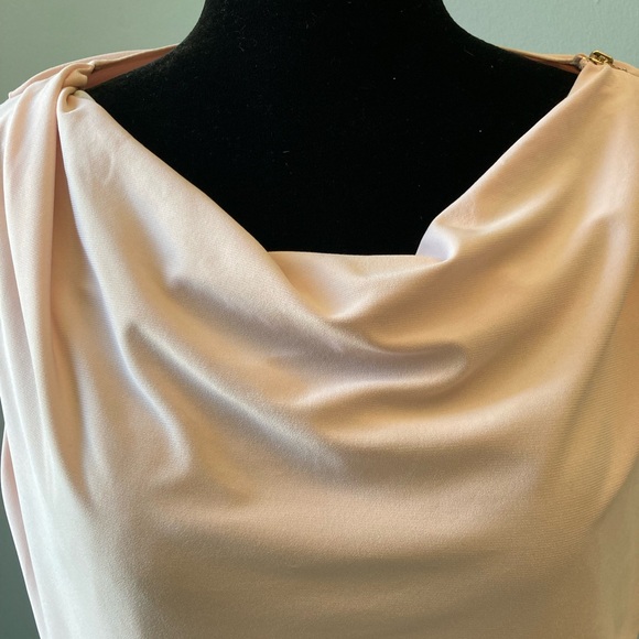 MELANIE LYNE: Drape Neck Zipper Detail Top - soft pink - Picture 2 of 9
